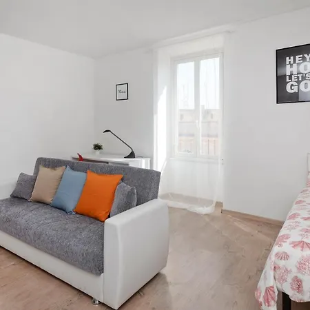 Large And Comfortable Apartman *